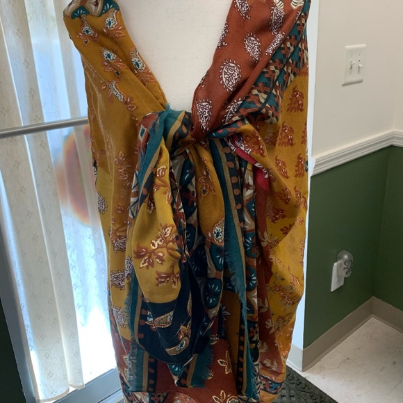 Patchwork Foil Oblong Scarf - Picture 3 of 10